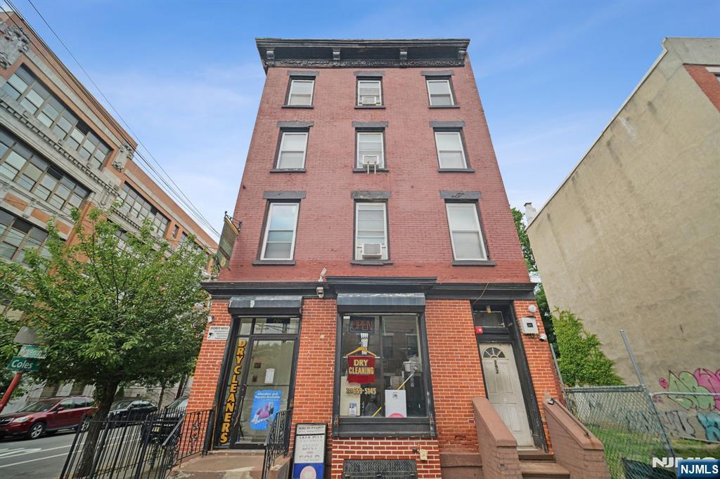 $675,000 Condo
