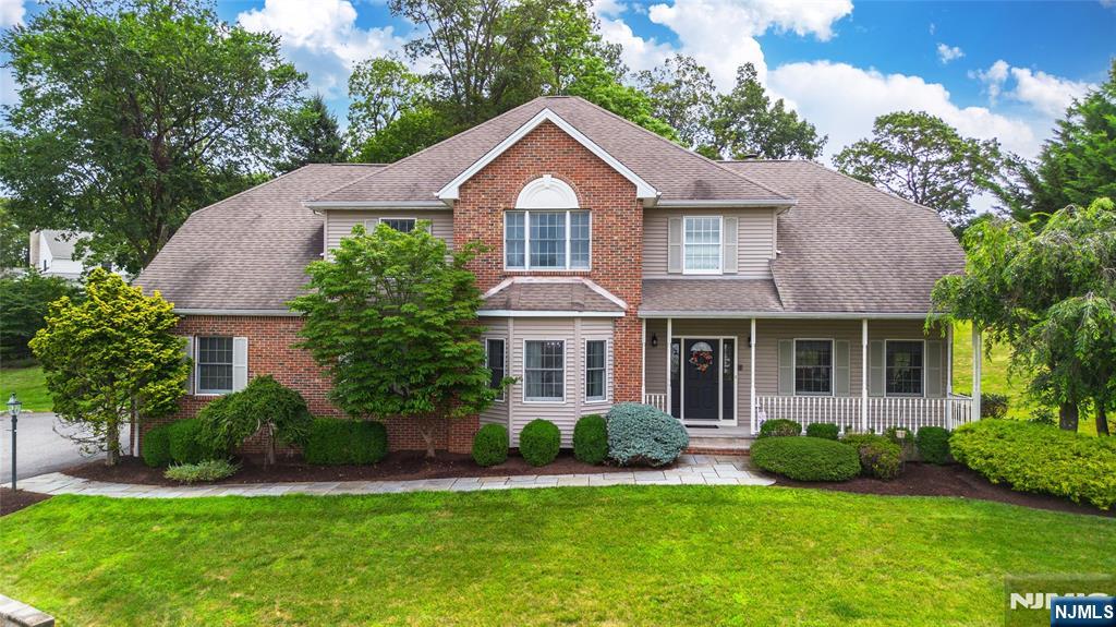 Homes for sale in West Caldwell, NJ | 98 Grover Ln, West Caldwell, NJ 07006 | MLS# 25025245