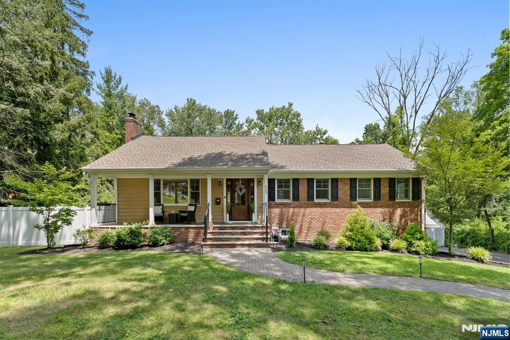 $949,000 Ranch