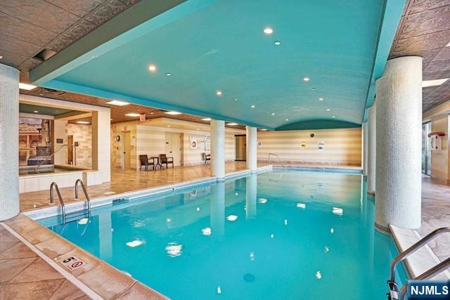 EDGEWATER Properties