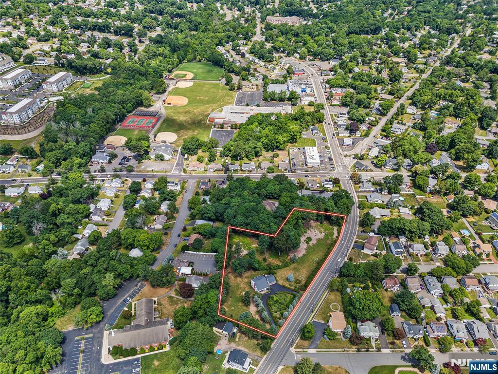 Homes for sale in North Haledon, NJ | 409 High Mountain Rd, North Haledon, NJ 07508 | MLS# 25025576