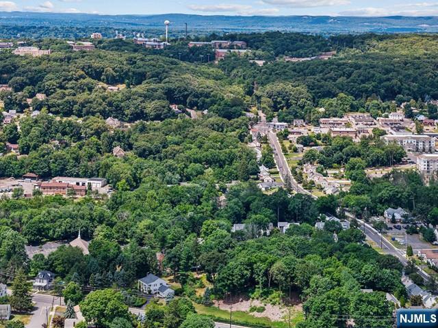 Homes for sale in North Haledon, NJ | 409 High Mountain Rd, North Haledon, NJ 07508 | MLS# 25025576