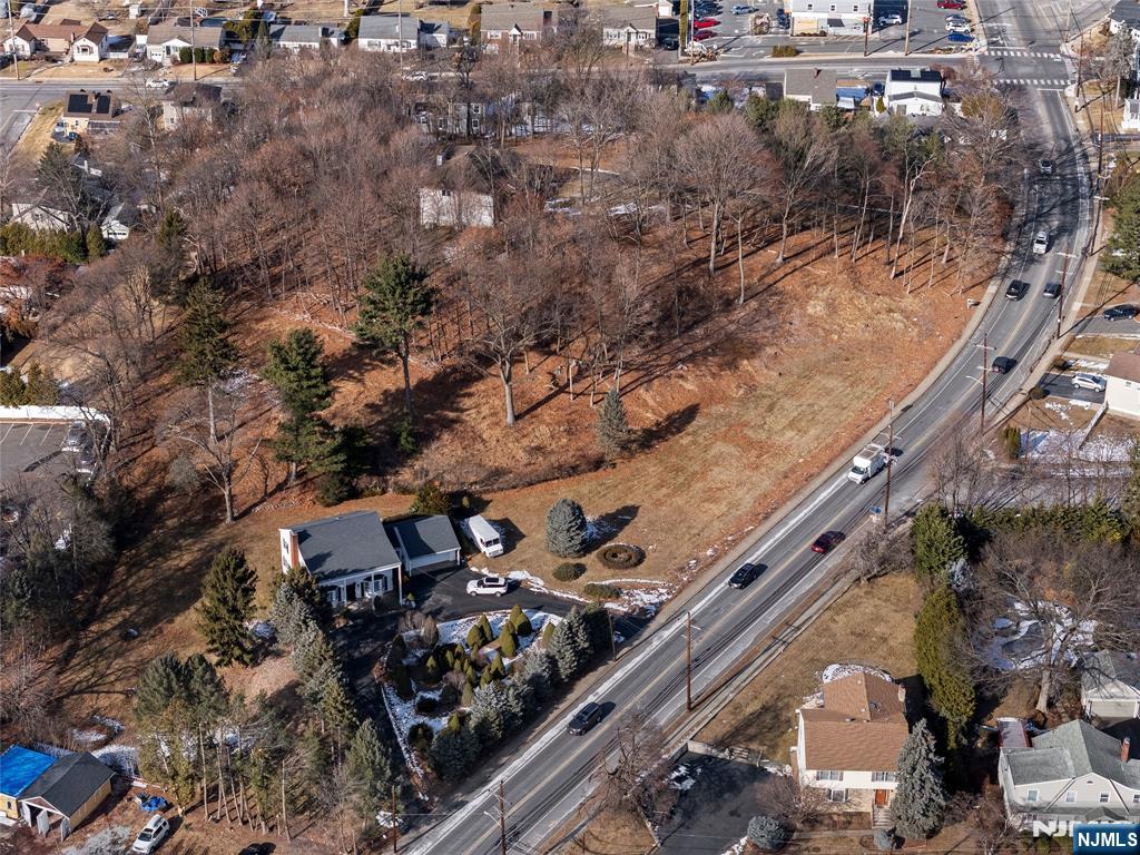 Homes for sale in North Haledon, NJ | 409 High Mountain Rd, North Haledon, NJ 07508 | MLS# 25025576