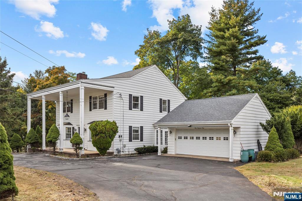 Homes for sale in North Haledon, NJ | 409 High Mountain, North Haledon, NJ 07509 | MLS# 25025577