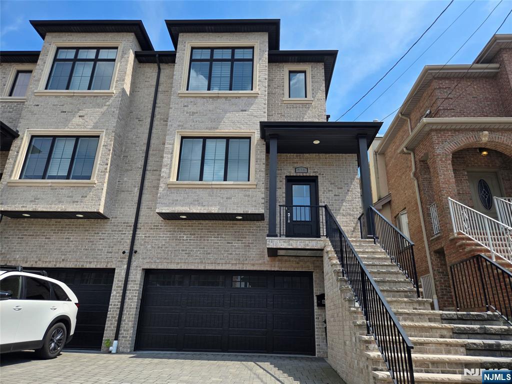 PALISADES PARK Properties