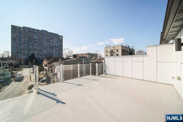 Homes for sale in Fort Lee, NJ | 801a Edgewood Ln, Fort Lee, NJ 07024 | MLS# 25025636