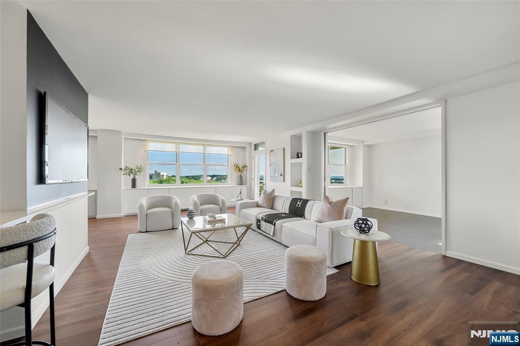 $519,000 Co-op