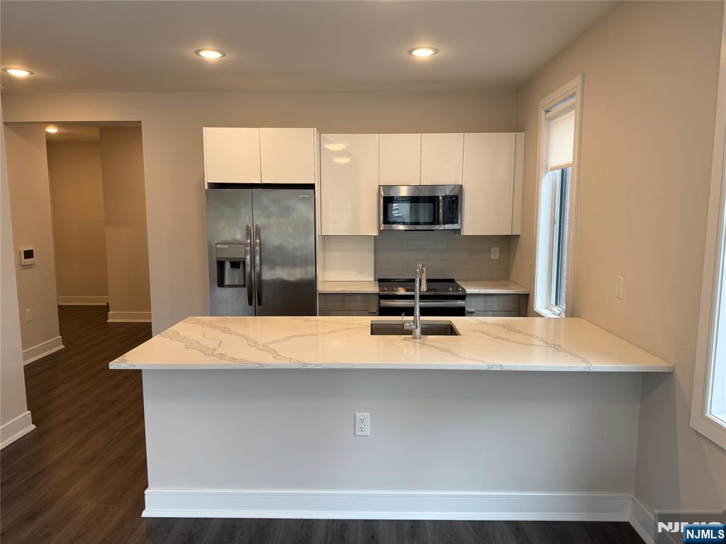 FORT LEE Properties