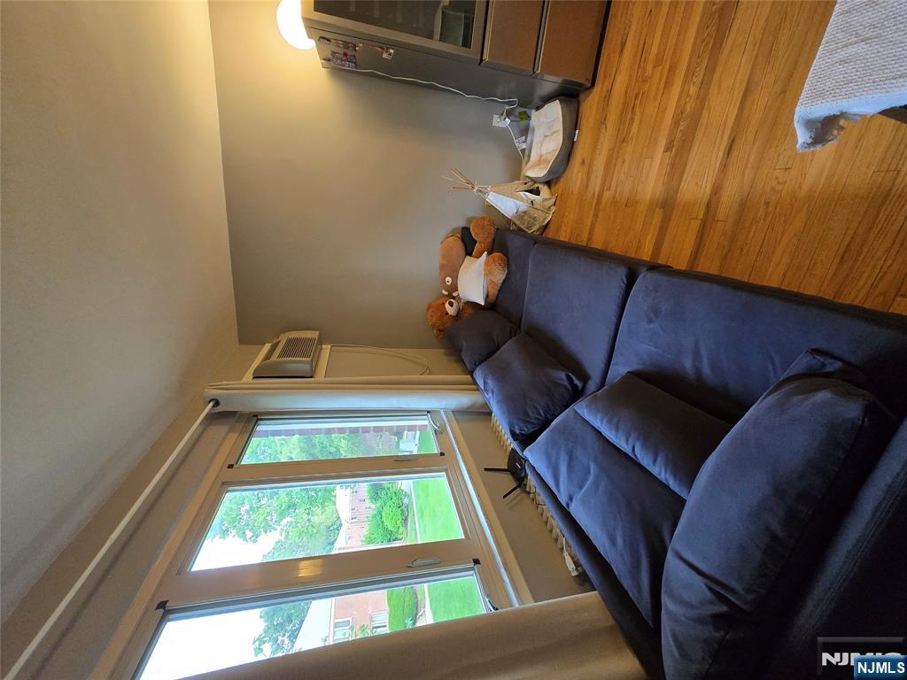 BERGENFIELD Properties