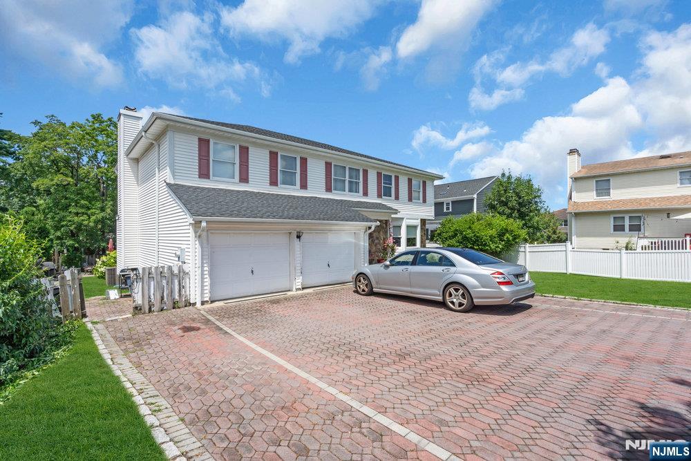 Homes for sale in New Milford, NJ | 394 James Woods Ct, New Milford, NJ 07646 | MLS# 25025802