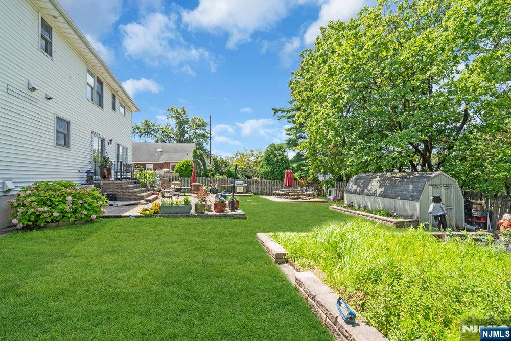 Homes for sale in New Milford, NJ | 394 James Woods Ct, New Milford, NJ 07646 | MLS# 25025802