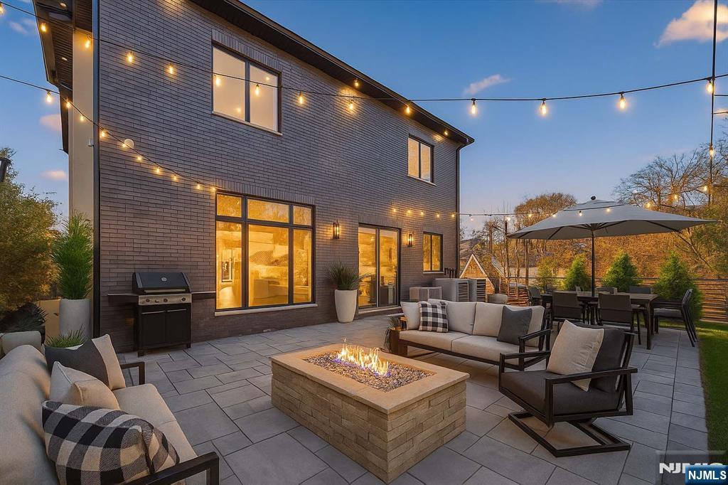 Homes for sale in Cliffside Park, NJ | 61 Edgewater Rd, Cliffside Park, NJ 07010 | MLS# 25025836