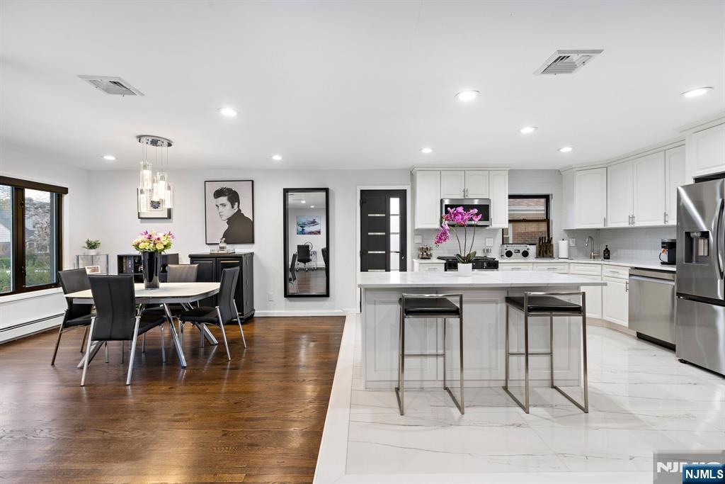 Homes for sale in Fort Lee, NJ | 1061 Glen Rd, Fort Lee, NJ 07024 | MLS# 25025980