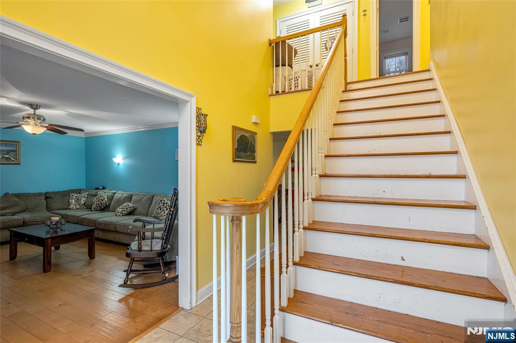 Homes for sale in Par Troy Hills Twp., NJ | 255 Knoll Rd, Par Troy Hills Twp., NJ 07034 | MLS# 25026008