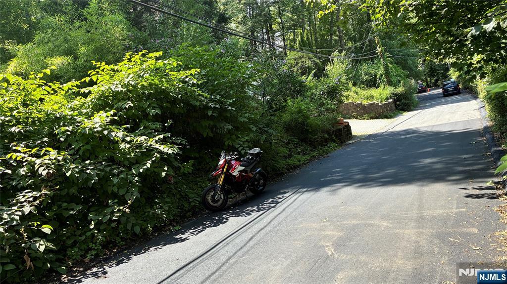 Homes for sale in Wayne, NJ | 67 Ludlum Rd, Wayne, NJ 07470 | MLS# 25026012