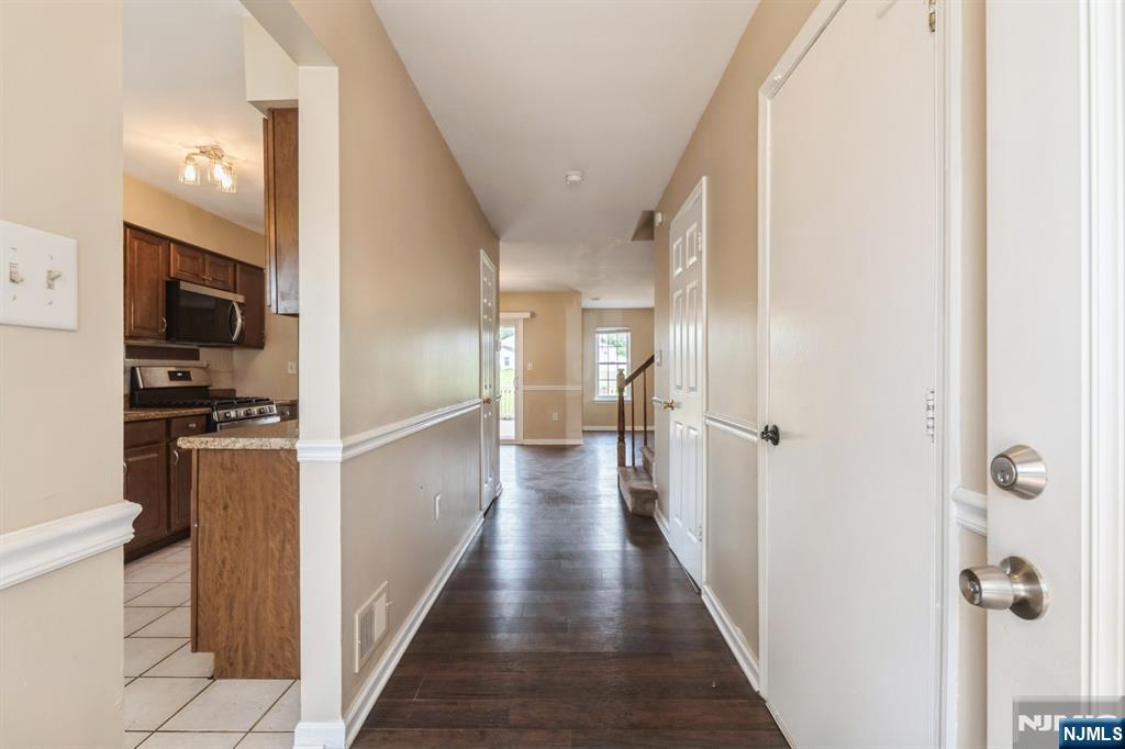 Homes for sale in Howell, NJ | 7 Sloop Sq, Howell, NJ 07728 | MLS# 25026026