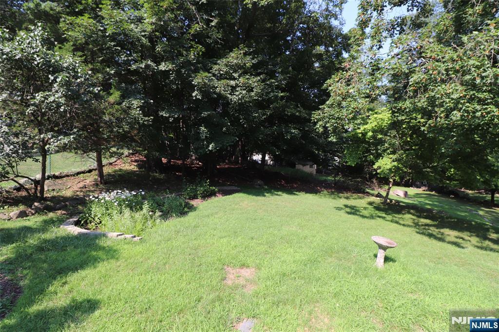 Homes for sale in Oakland, NJ | 83 Oneida Ave, Oakland, NJ 07436 | MLS# 25026044