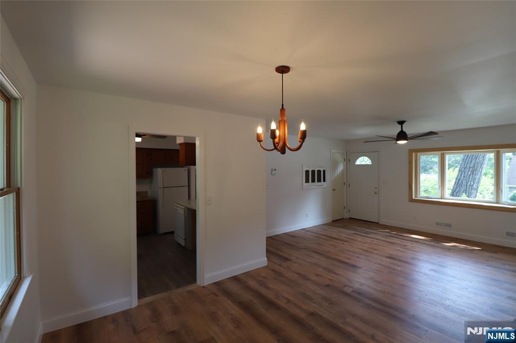 Homes for sale in Oakland, NJ | 83 Oneida Ave, Oakland, NJ 07436 | MLS# 25026044