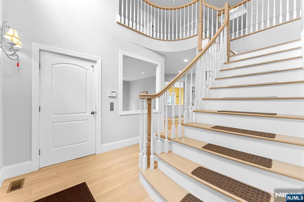 Homes for sale in Englewood Cliffs, NJ | 519 E Palisade Ave, Englewood Cliffs, NJ 07632 | MLS# 25026109