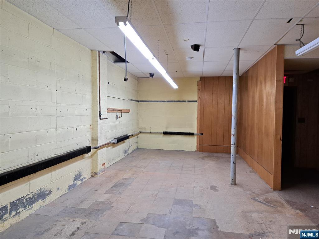 41-43 Paterson Avenue, Paterson, NJ 07522 Listing Photo  12