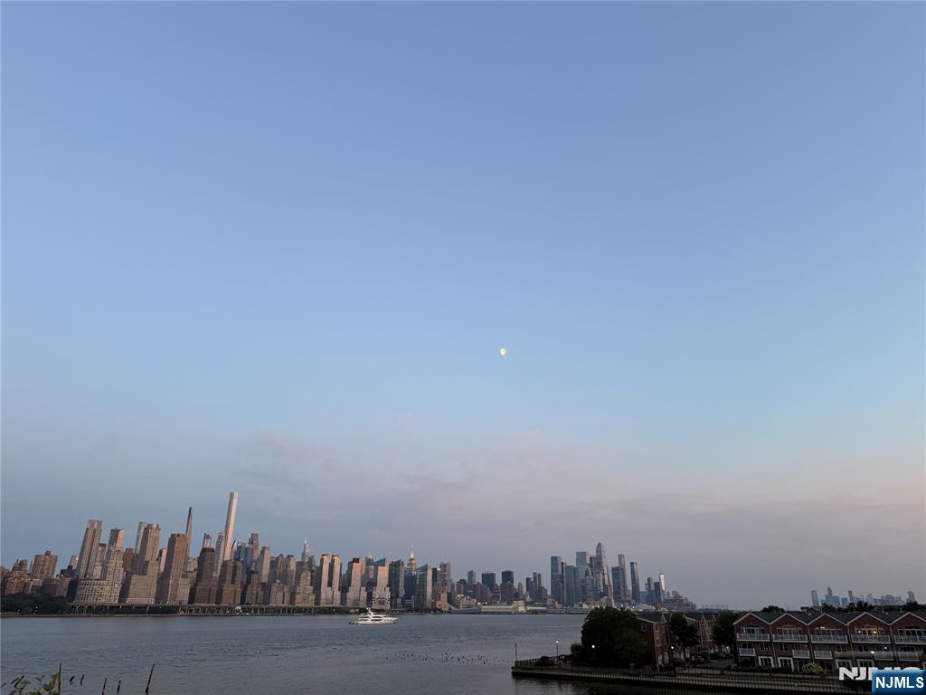 Homes for sale in North Bergen, NJ | 7400 River Rd #409, North Bergen, NJ 07047 | MLS# 25026207