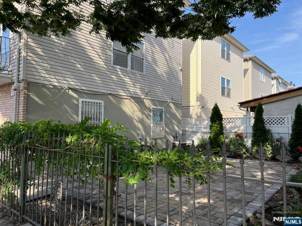 Homes for sale in Newark, NJ | 27-29 Camp St, Newark, NJ 07102 | MLS# 25026225