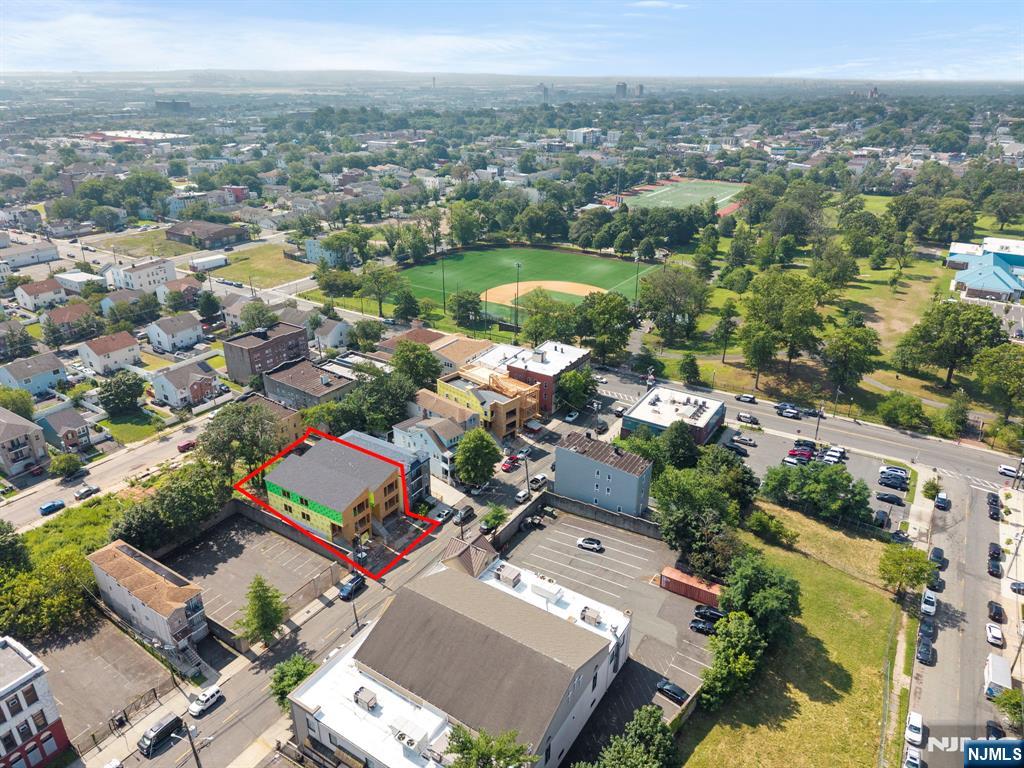 Homes for sale in Newark, NJ | 512 15Th St, Newark, NJ 07103 | MLS# 25026247