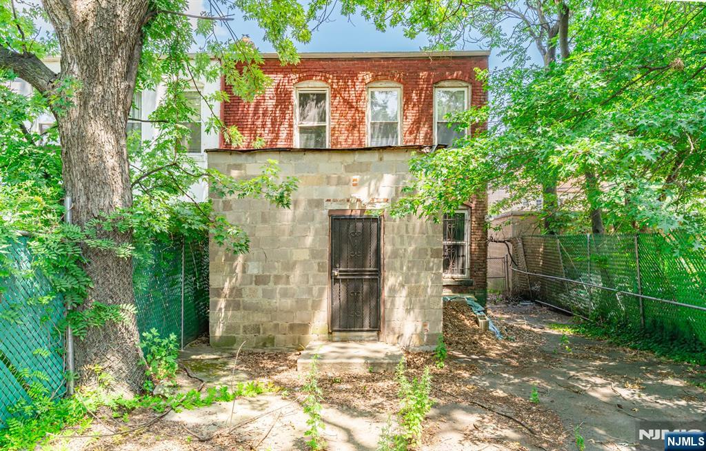 Homes for sale in Newark, NJ | 108 11th Ave, Newark, NJ 07107 | MLS# 25026275