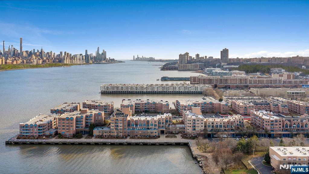 $738,000 Condo