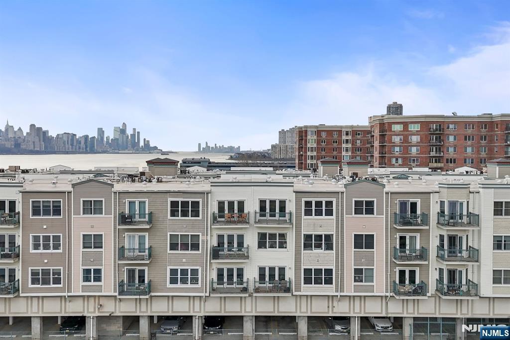 Homes for sale in Edgewater, NJ | 344 The Promenade #344, Edgewater, NJ 07020 | MLS# 25026504