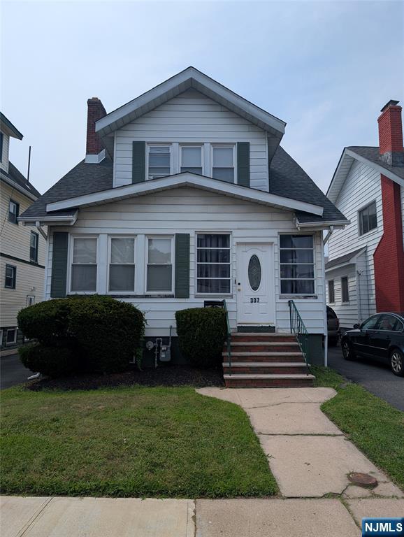 $439,900 Colonial