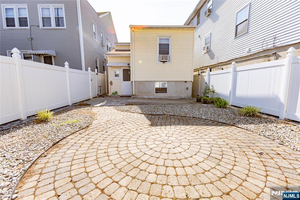 Homes for sale in Newark, NJ | 622 N 9th St, Newark, NJ 07107 | MLS# 25026532