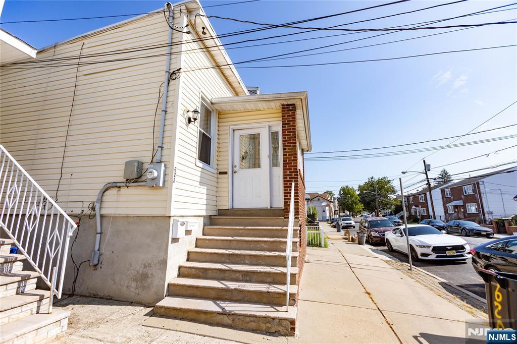 Homes for sale in Newark, NJ | 622 N 9Th St, Newark, NJ 07107 | MLS# 25026532