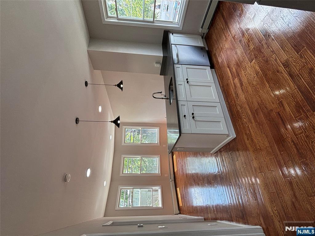 Homes for sale in Bloomfield, NJ | 50 James St #3, Bloomfield, NJ 07003 | MLS# 25026614