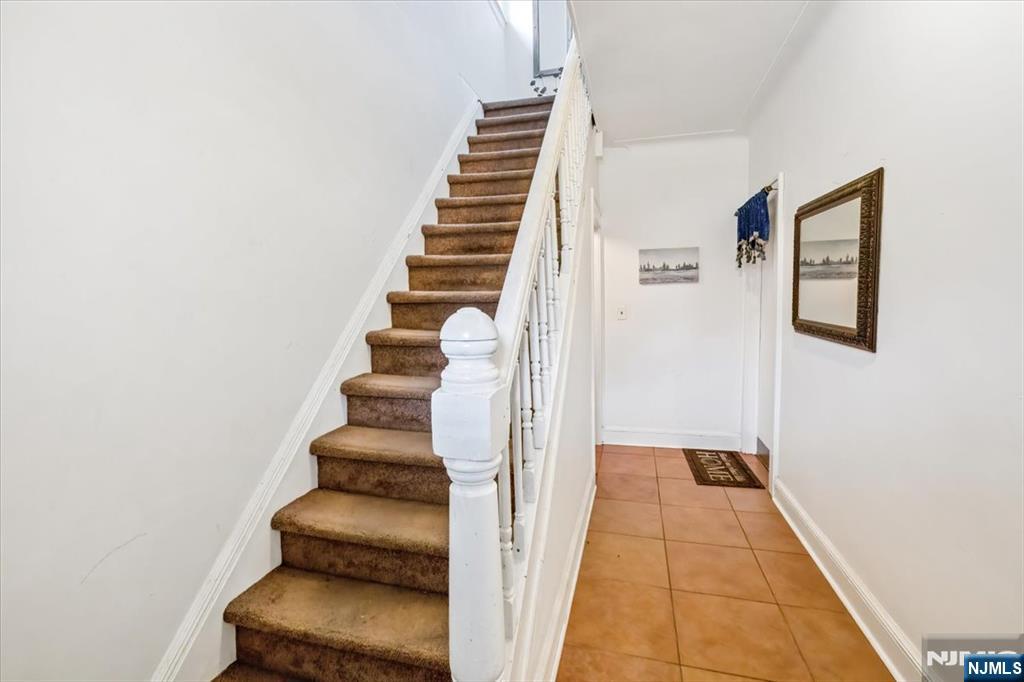 Homes for sale in Elmwood Park, NJ | 50 Van Riper Ave, Elmwood Park, NJ 07407 | MLS# 25026633