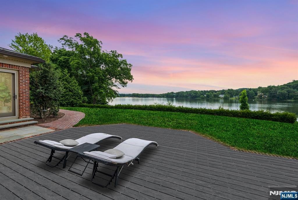 Homes for sale in Franklin Lakes, NJ | 311 Algonquin Rd, Franklin Lakes, NJ 07417 | MLS# 25026647