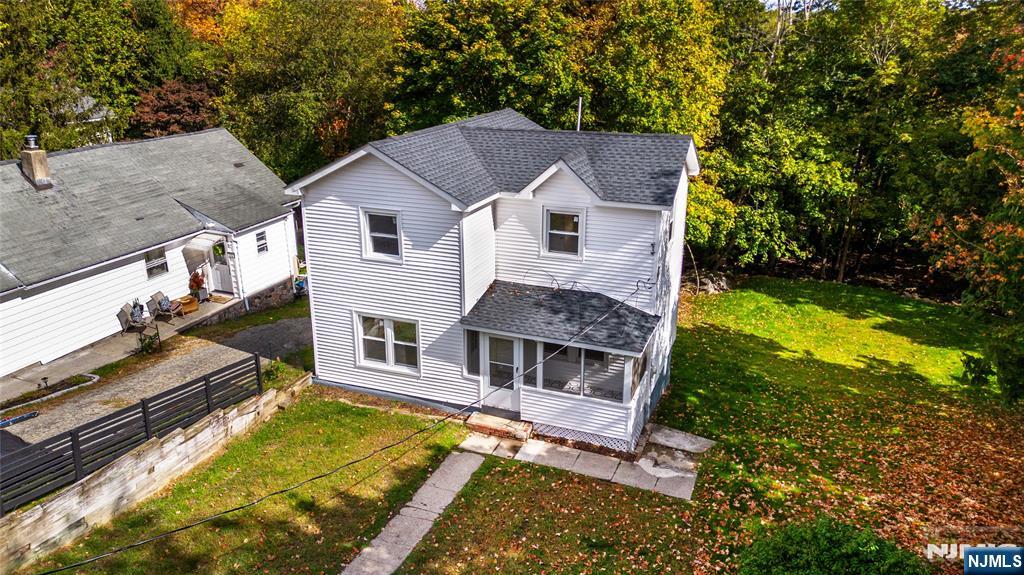 Homes for sale in Bloomingdale, NJ | 20 Ella St, Bloomingdale, NJ 07403 | MLS# 25026840