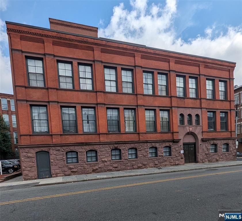 $330,000 Condo