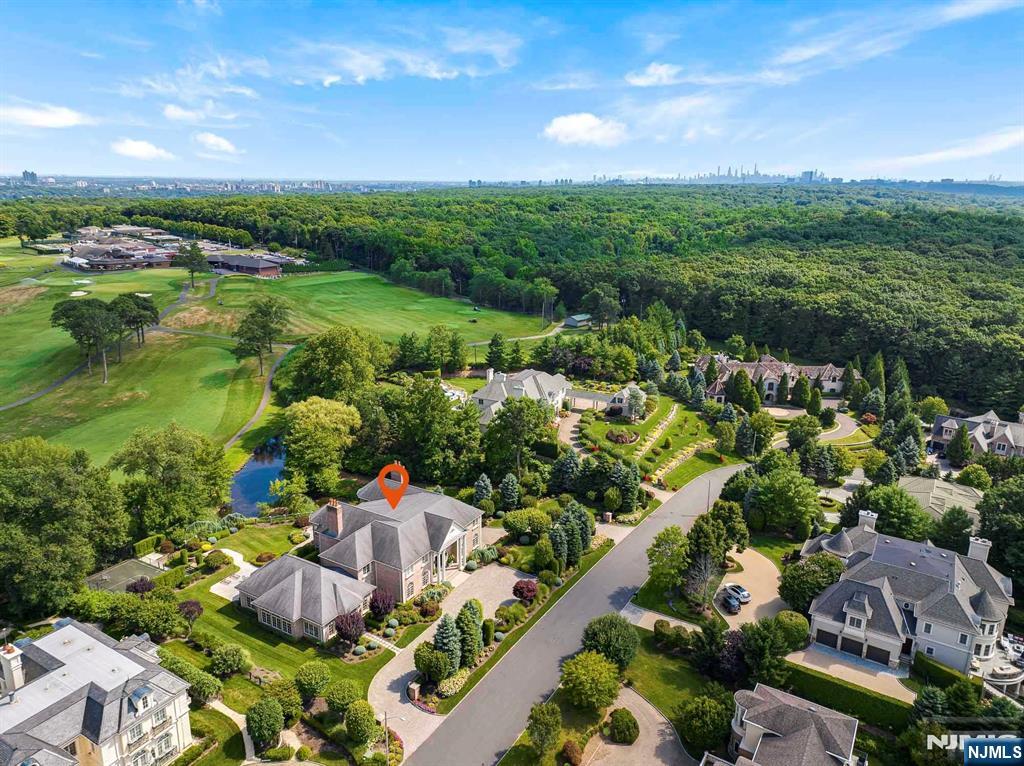 Homes for sale in Cresskill, NJ | 196 Vaccaro Dr, Cresskill, NJ 07626 | MLS# 25026956