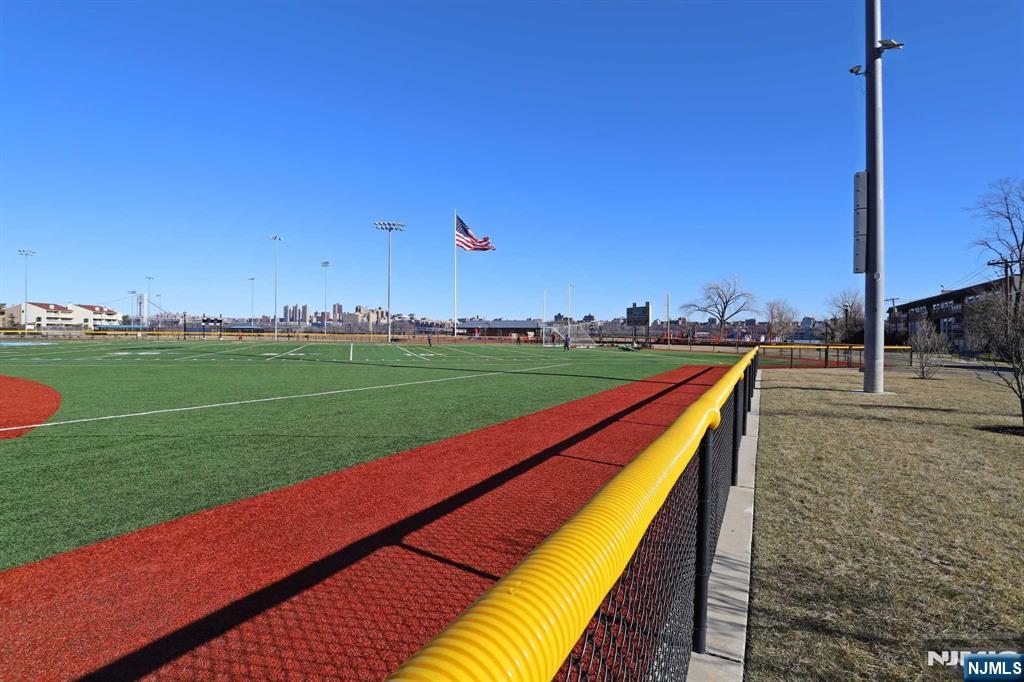 Homes for sale in Edgewater, NJ | 1111 River Rd #B2, Edgewater, NJ 07020 | MLS# 25027015