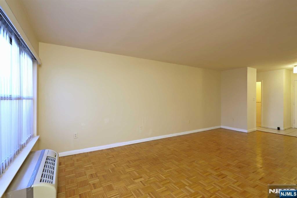 Homes for sale in Edgewater, NJ | 1111 River Rd #B2, Edgewater, NJ 07020 | MLS# 25027015