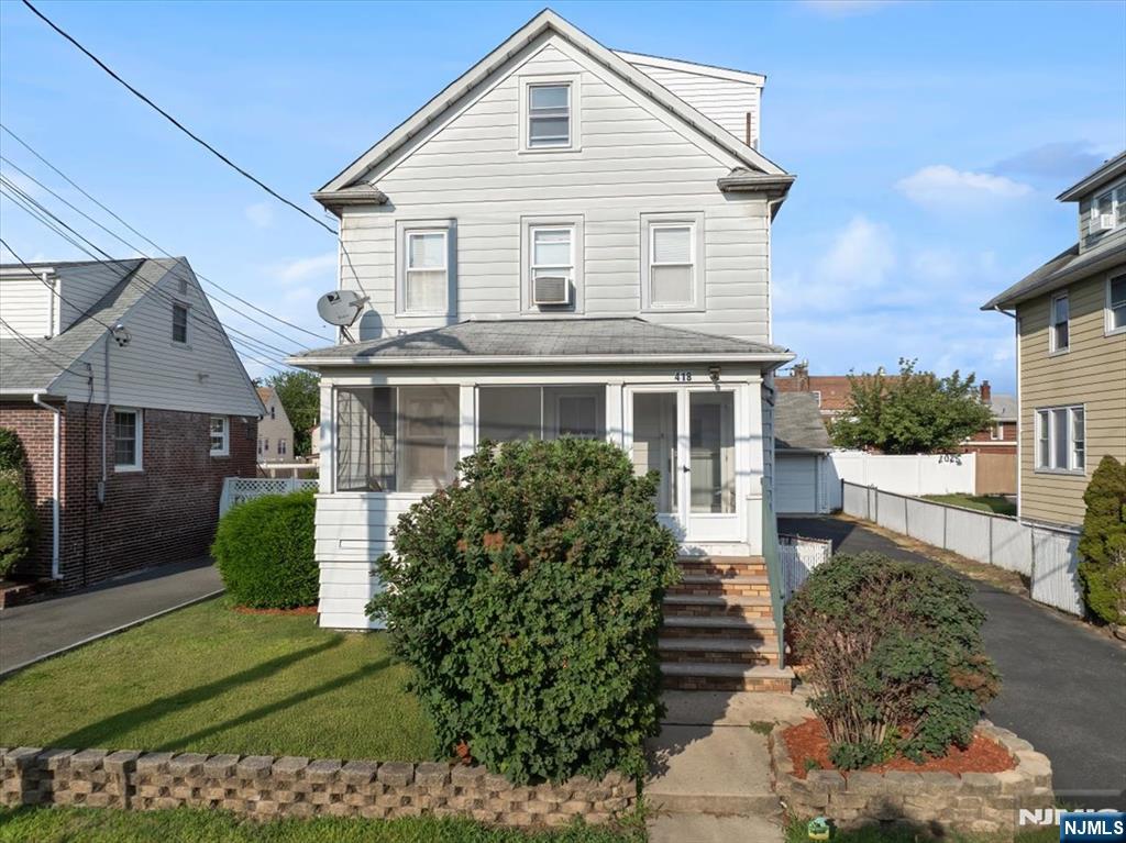 HACKENSACK Properties