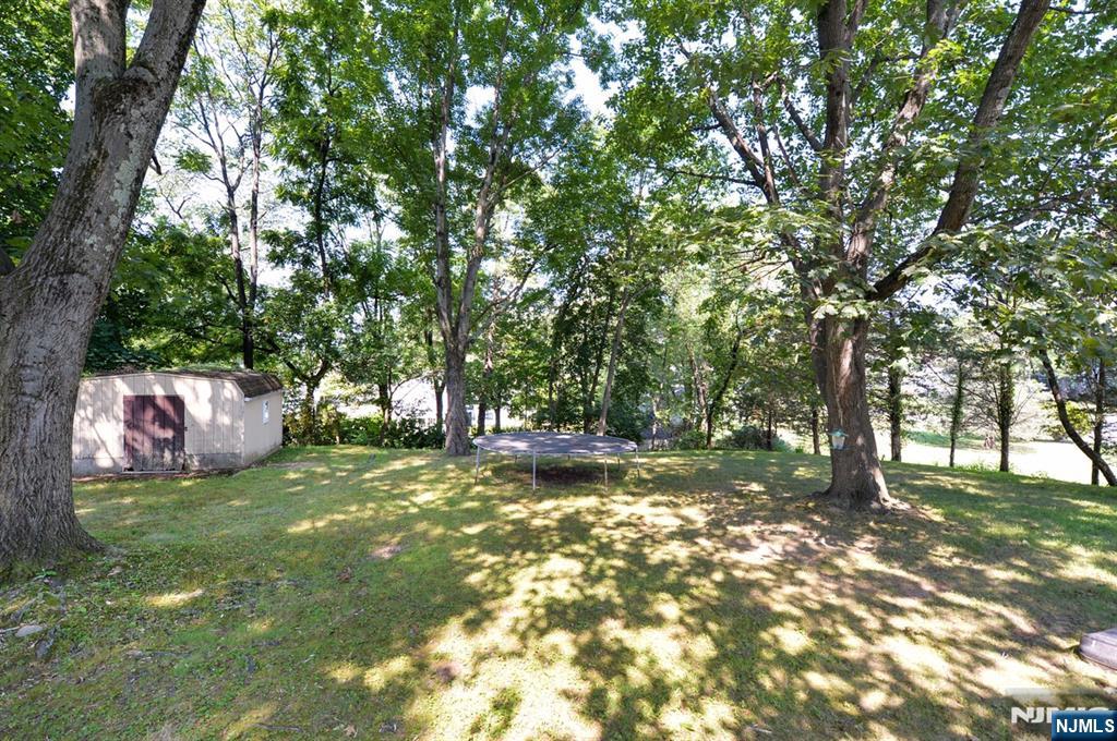 Homes for sale in Wayne, NJ | 69 Normandy Dr, Wayne, NJ 07470 | MLS# 25027044