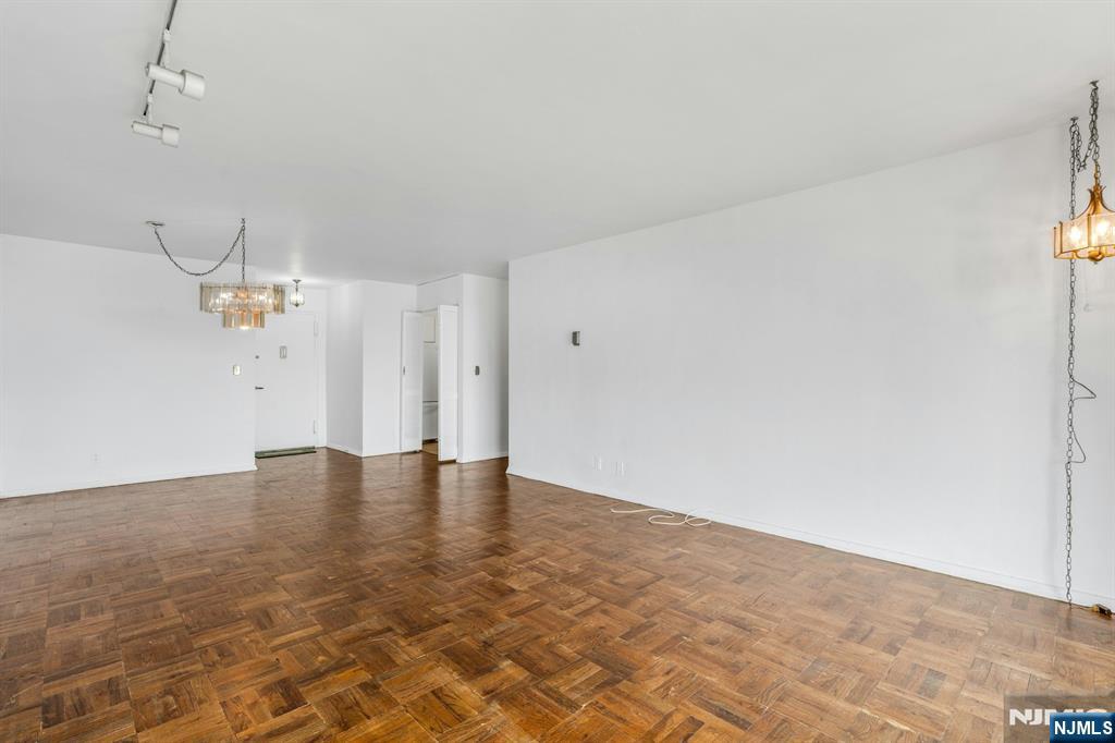 Homes for sale in Fort Lee, NJ | 2000 Linwood Ave #6M, Fort Lee, NJ 07024 | MLS# 25027093