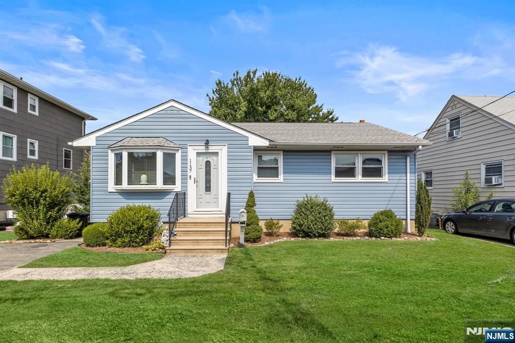 $825,000 Ranch