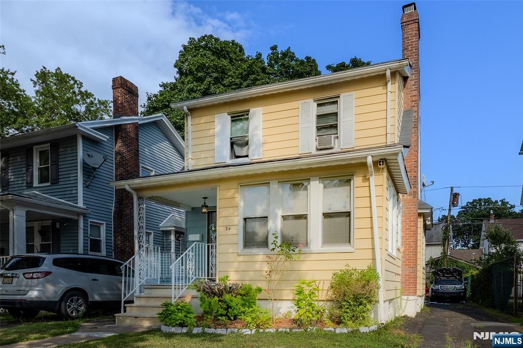 $385,000 Colonial