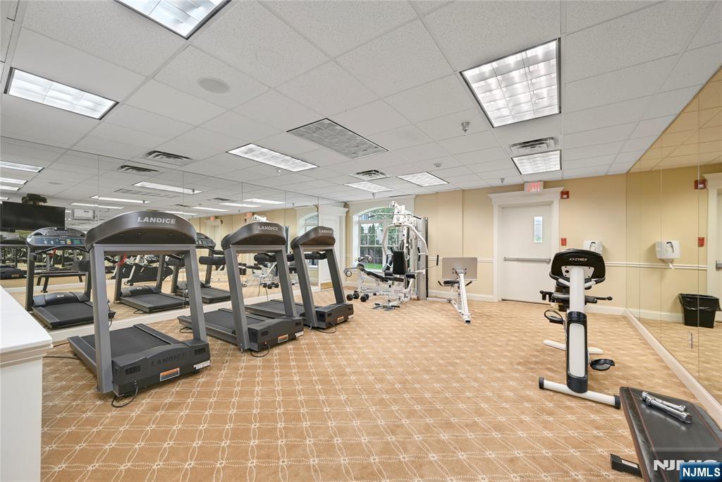 Homes for sale in Rochelle Park, NJ | 175 Rochelle Ave #323, Rochelle Park, NJ 07662 | MLS# 25027226