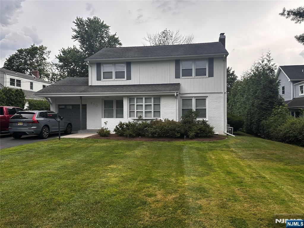 $1,299,999 Colonial