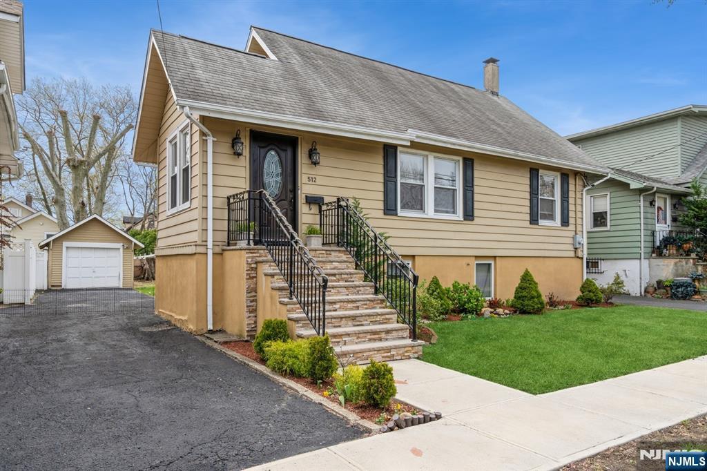 Homes for sale in Ridgefield, NJ | 512 Russell, Ridgefield, NJ 07657 | MLS# 25027307