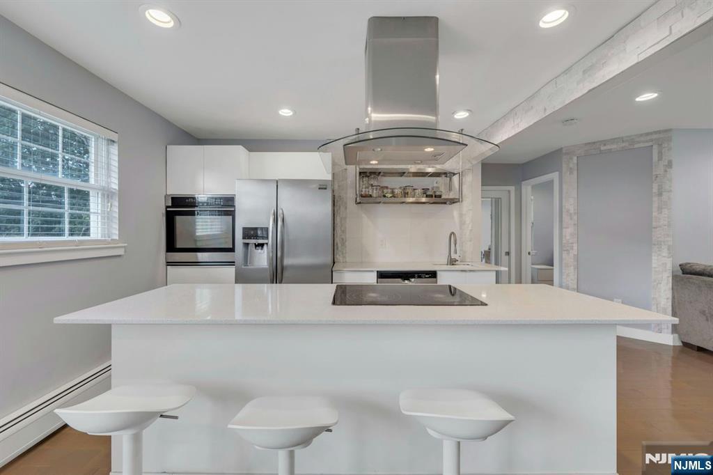 Homes for sale in Wayne, NJ | 1309 Valley Rd #B, Wayne, NJ 07470 | MLS# 25027338